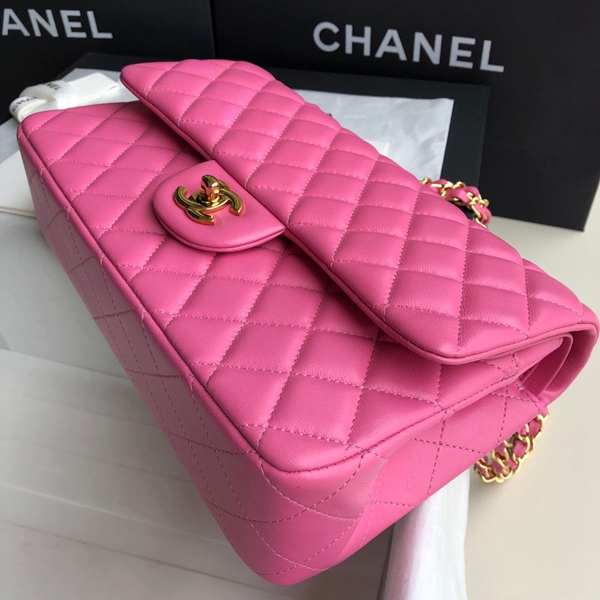シャネルバッグレプリカ素材ディテール